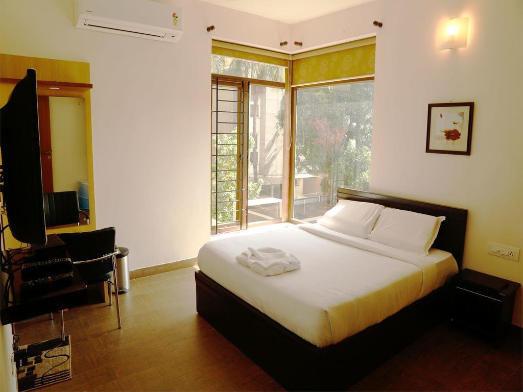 Kolam Serviced Apartments - Adyar. Madras Buitenkant foto