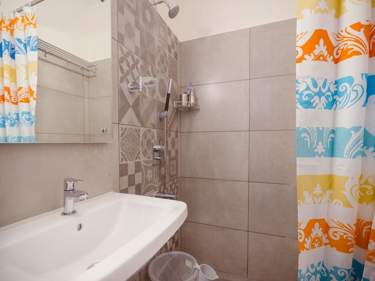 Kolam Serviced Apartments - Adyar. Madras Buitenkant foto