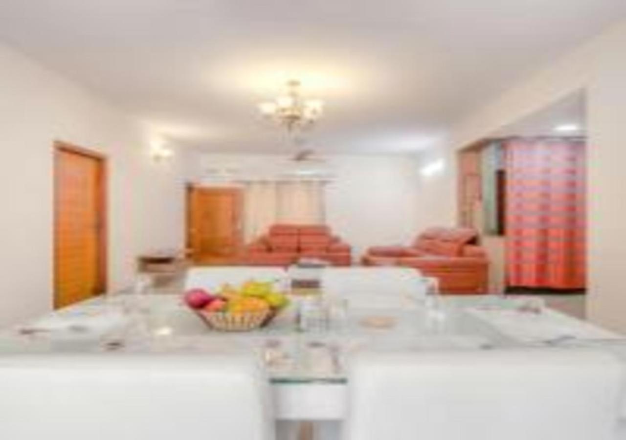 Kolam Serviced Apartments - Adyar. Madras Buitenkant foto